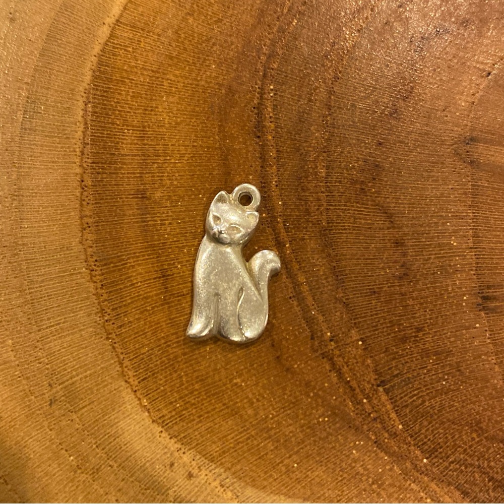 James Avery Cat Charm Engraved “Oreo”, Sterling Silver